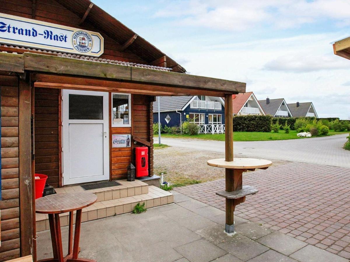 8 Person Holiday Home In Gelting Eksteriør billede