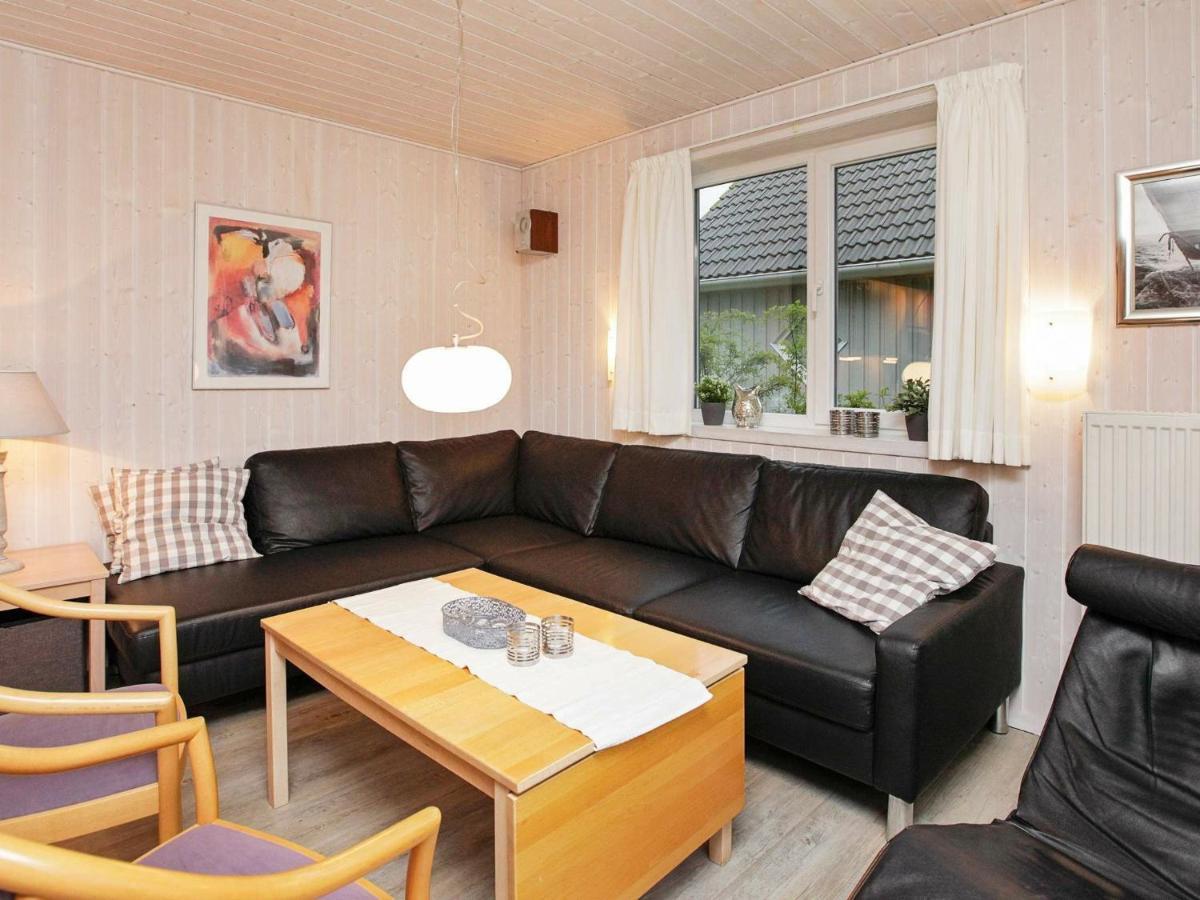 8 Person Holiday Home In Gelting Eksteriør billede